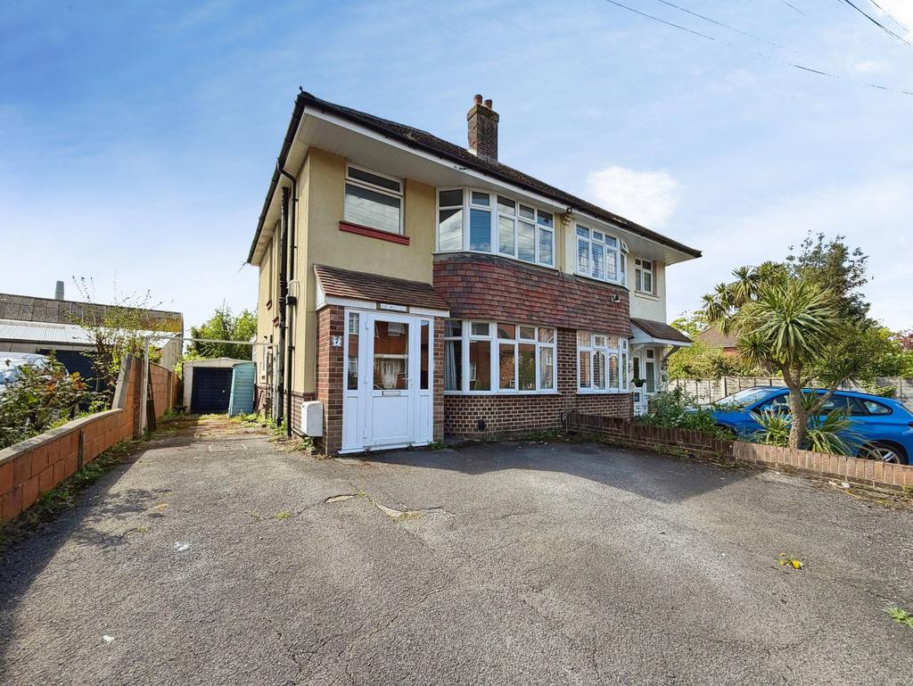 Harcourt Road, Southampton SO18, Southampton