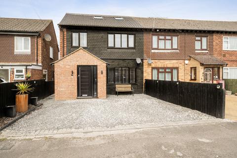 3 bedroom end of terrace house for sale, Croft Corner, Old Windsor, Windsor