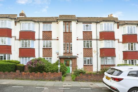 2 bedroom flat for sale, Amblecote Road, London, SE12