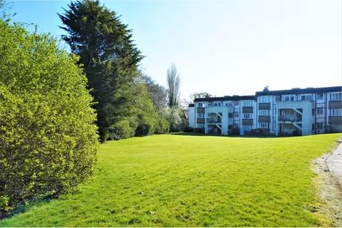 2 bedroom flat for sale, Amblecote Road, London, SE12