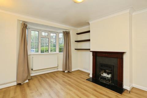 2 bedroom flat for sale, Amblecote Road, London, SE12