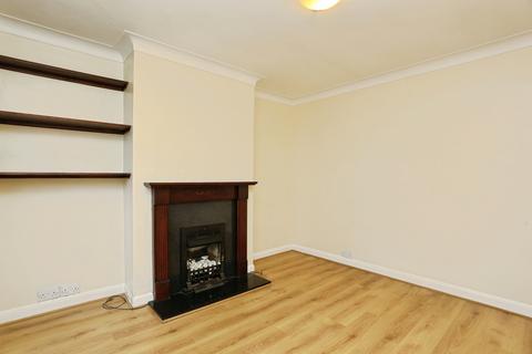 2 bedroom flat for sale, Amblecote Road, London, SE12