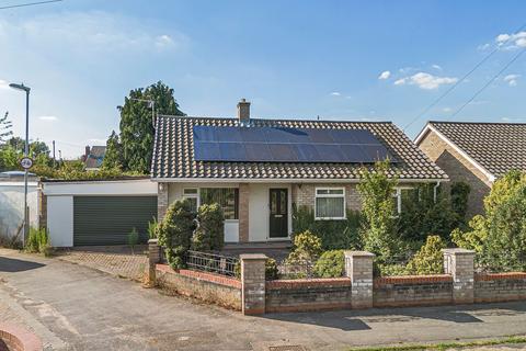3 bedroom detached bungalow for sale, Mill Road, Hartford, Huntingdon.