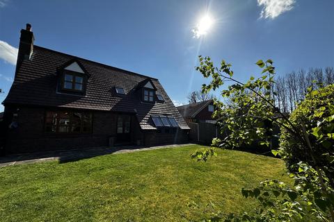 5 bedroom detached house for sale, Hesketh Lane, Tarleton, Preston