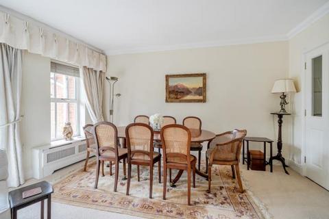 2 bedroom apartment for sale, Palmerstone Court, Virginia Water, Surrey