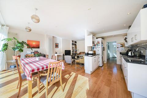 4 bedroom detached house for sale, Upwood Road, Lee