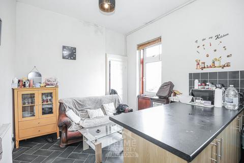 1 bedroom flat for sale, Grant Street, Greenock PA15