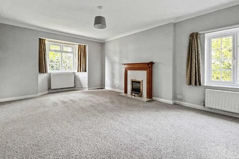 2 bedroom apartment for sale, Firgrove Court, Farnham, Surrey, GU9