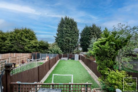 4 bedroom semi-detached house for sale, Grayswood Park Road, Quinton B32