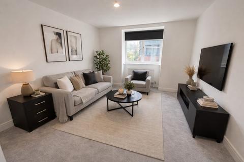 4 bedroom terraced house to rent, Osbourne Gardens, Aylesbury, Buckinghamshire, HP21 8UJ