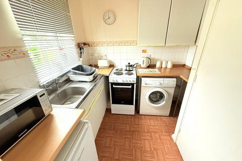 Studio for sale, Shurland Avenue, Barnet EN4