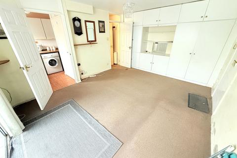Shurland Avenue, Barnet EN4