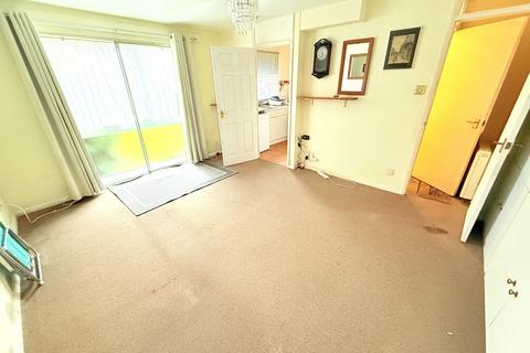 Studio for sale, Shurland Avenue, Barnet EN4