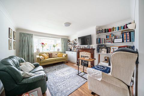 3 bedroom semi-detached house for sale, Hunters Close, Oakley, Basingstoke, RG23 7BG