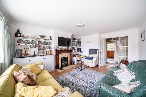 3 bedroom semi-detached house for sale, Hunters Close, Oakley, Basingstoke, RG23 7BG