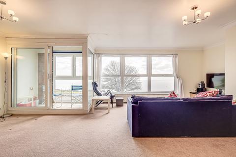 2 bedroom apartment for sale, Rampart Terrace, Southend-on-sea SS3