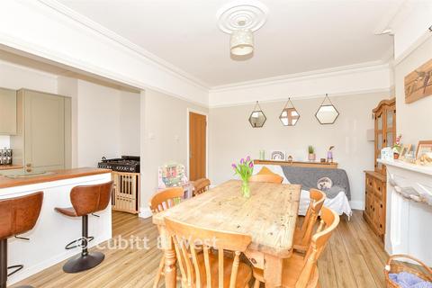 5 bedroom semi-detached house for sale, Kirby Road, Portsmouth PO2