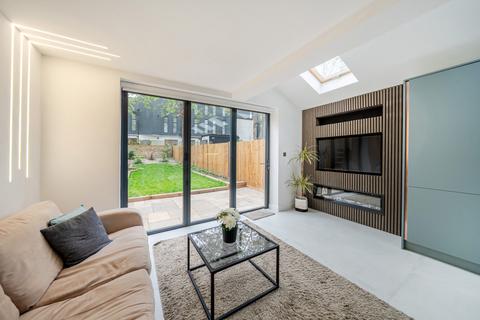 3 bedroom terraced house for sale, Hatcham Park Road, New Cross, London, SE14