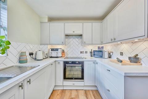 2 bedroom ground floor flat for sale, Horn Book, Saffron Walden