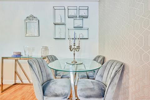 2 bedroom ground floor flat for sale, Horn Book, Saffron Walden