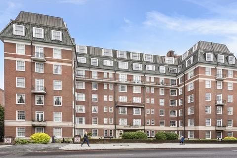 Finchley Road, London, NW8