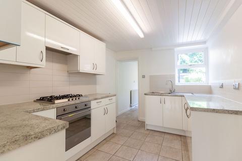 4 bedroom terraced house for sale, Askew Road, Ravenscourt Park, London, W12