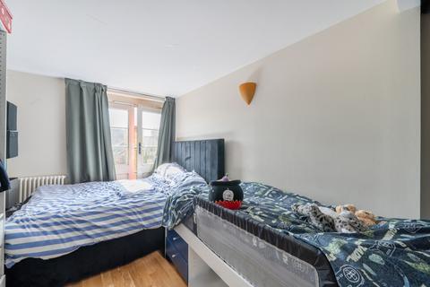 2 bedroom apartment for sale, Rotherhithe Street London SE16
