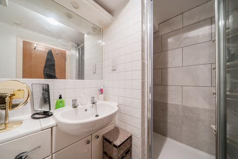 2 bedroom apartment for sale, Rotherhithe Street London SE16