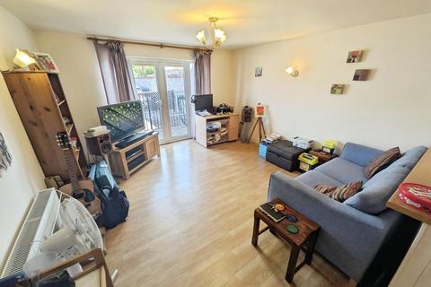 Studio for sale, Flat 1, Walton Court, 100 Bath Street, Rugby, Warwickshire CV21 3JD