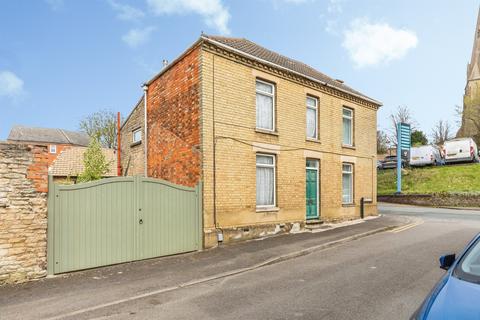 4 bedroom detached house for sale, Bridge Street, Raunds