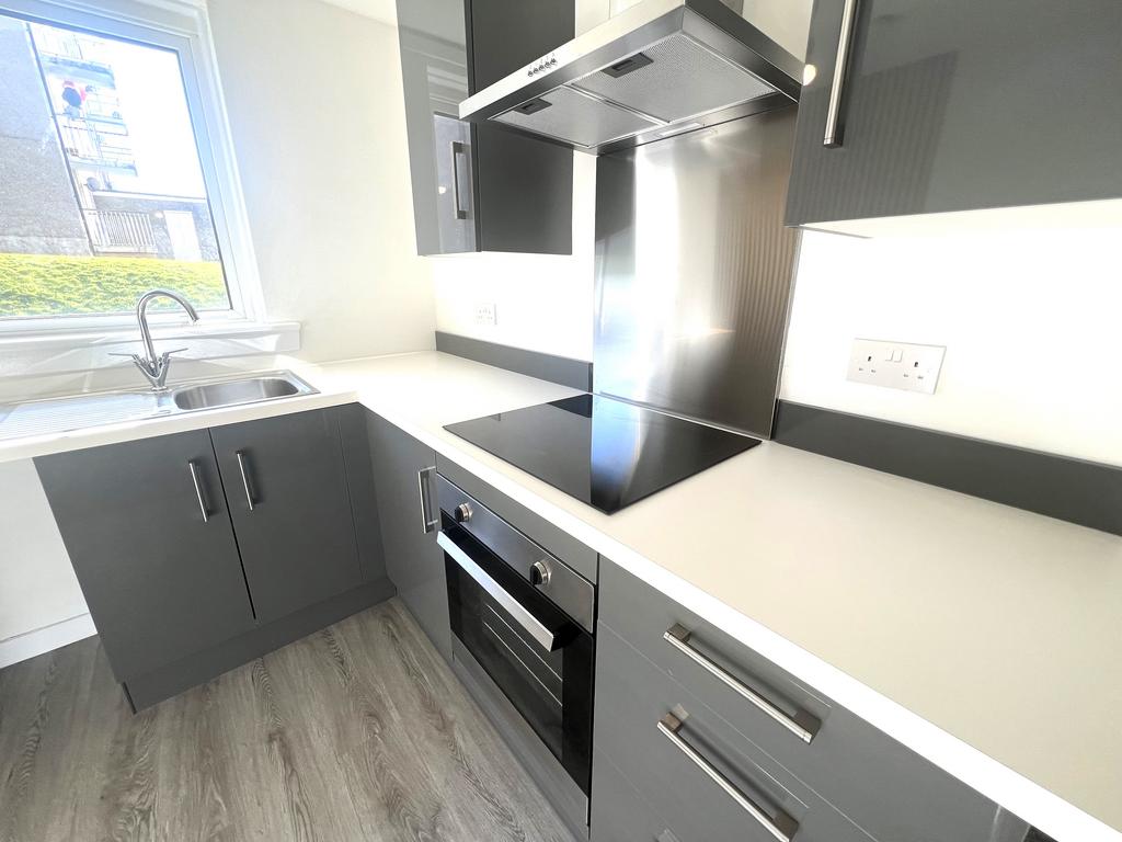 Apartment in East Kilbride - View 4