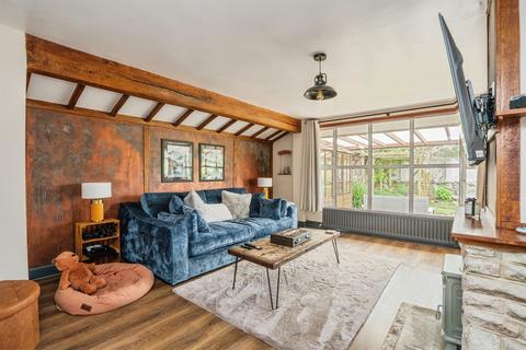 2 bedroom detached bungalow for sale, Francis Road, Horndean, Waterlooville