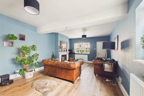 2 bedroom cottage for sale, Stockbridge Road, Elloughton