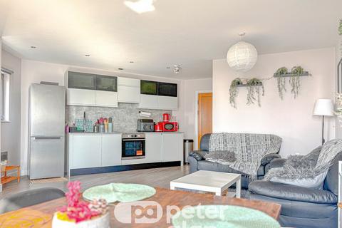 2 bedroom apartment to rent, Altolusso, CARDIFF, CF10