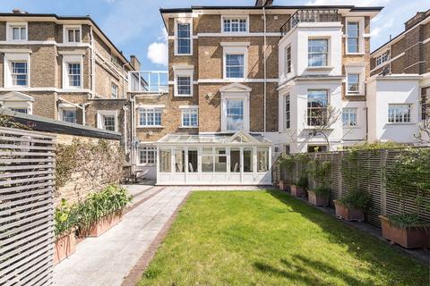 2 bedroom flat to rent, Warwick Avenue Little Venice W9