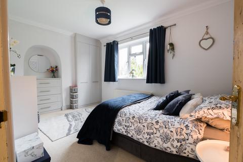 2 bedroom retirement property for sale, Bishopstoke, Eastleigh SO50