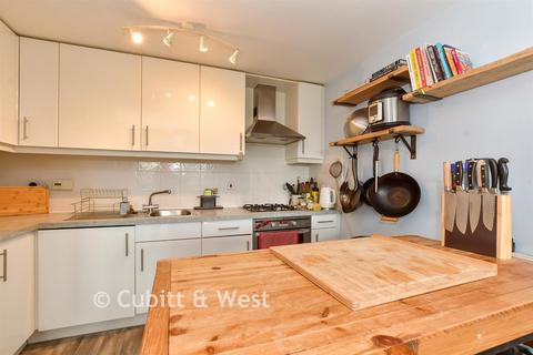 1 bedroom apartment for sale, Ash Court, Leatherhead KT22
