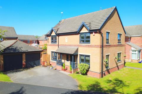 4 bedroom detached house for sale, Milton Way, Ettiley Heath, Sandbach