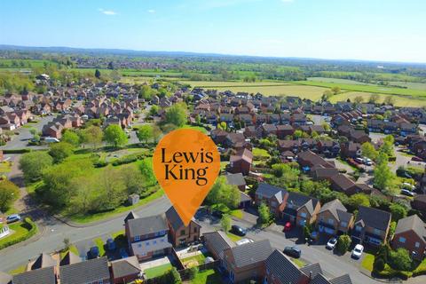 4 bedroom detached house for sale, Milton Way, Ettiley Heath, Sandbach