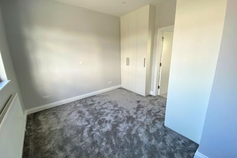 1 bedroom flat to rent, Fairmead Crescent, Edgware, HA8