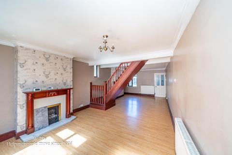 3 bedroom end of terrace house for sale, Upper Landywood Lane, Walsall WS6