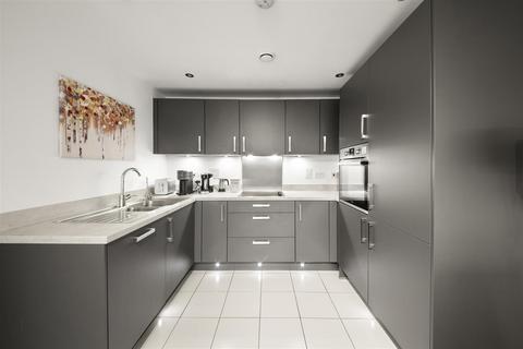 2 bedroom apartment for sale, Perkins Gardens, Uxbridge UB10