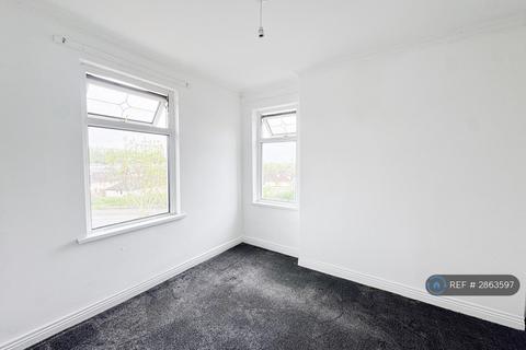 3 bedroom end of terrace house to rent, Somerton Place, Newport, NP19
