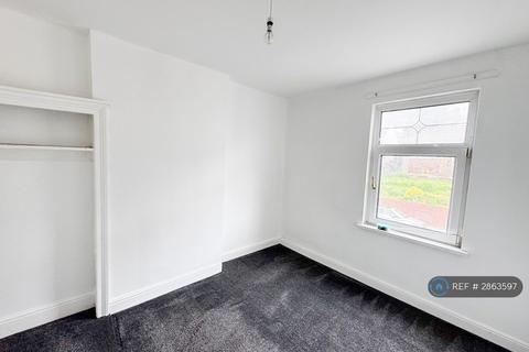 3 bedroom end of terrace house to rent, Somerton Place, Newport, NP19