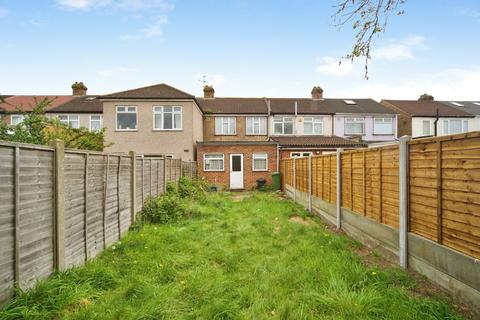 3 bedroom terraced house for sale, Western Avenue, Dagenham, RM10