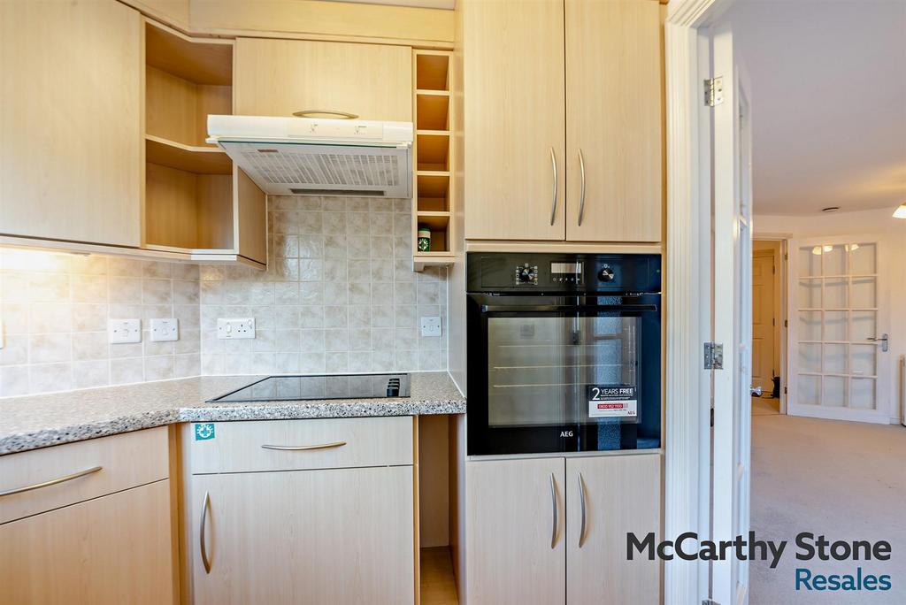 8688687-interior08-800.jpg