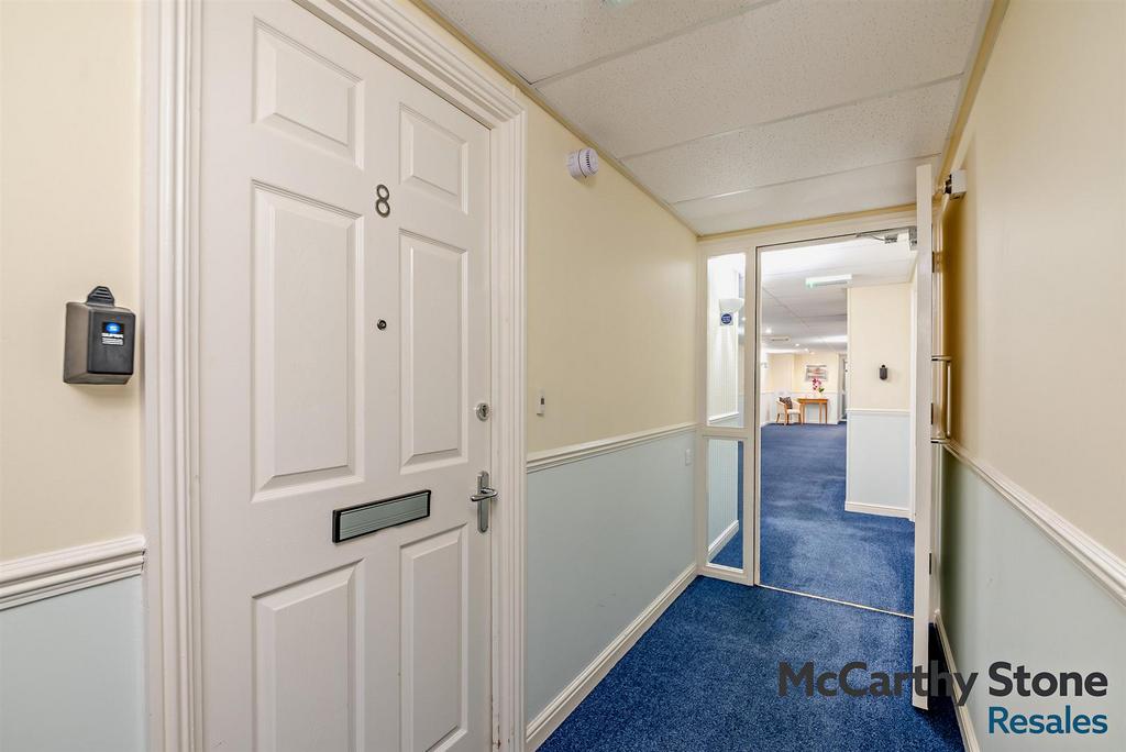8688687-interior14-800.jpg