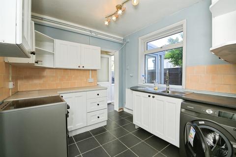 3 bedroom terraced house for sale, Thornton Road, March