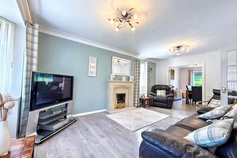 4 bedroom detached house for sale, Valley View, Fatfield, Washington, Tyne and Wear, NE38 8SL