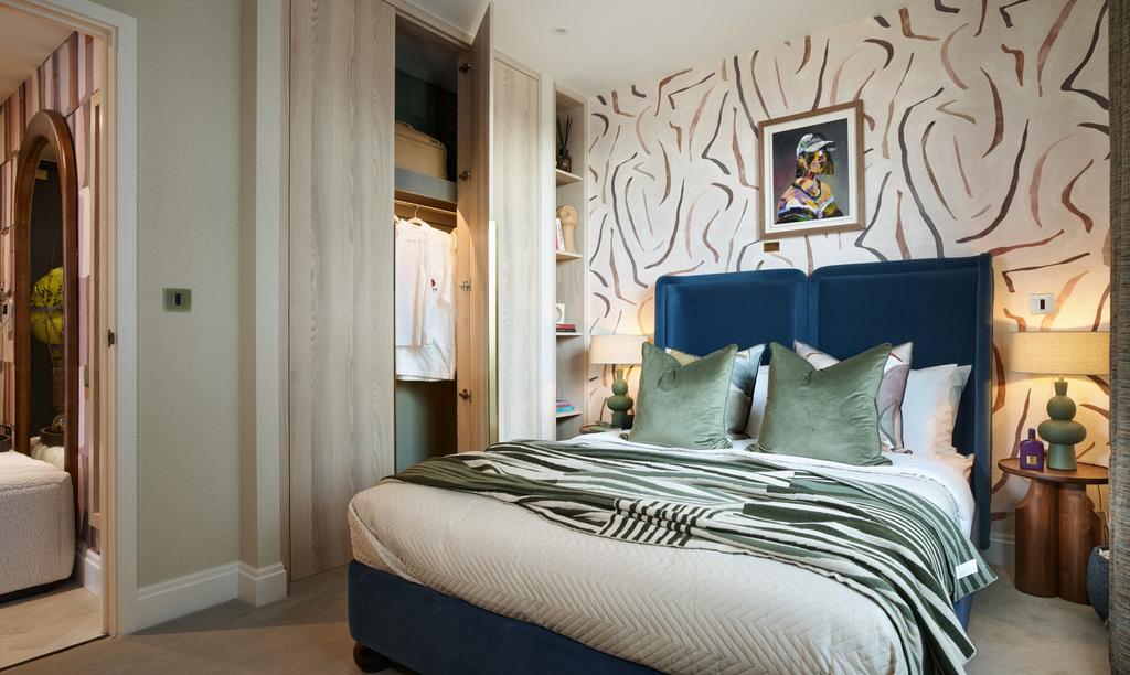 Master bedroom, en suite